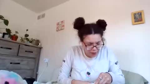 Soley online show from 03-01-26, 05:59