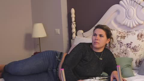 FeliciaKrige online show from 01-08-25, 03:19