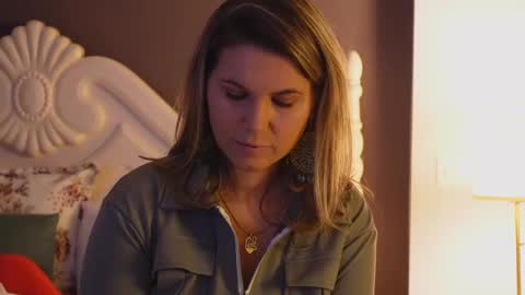 FeliciaKrige online show from 02-25-25, 10:29