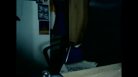 Snapshot of feliiperestrepoleon chatting on 12-19-25, 09:05 feliiperestrepoleon online show from 12-19-25, 09:05