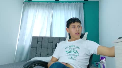 felipehotgonzalez online show from 11-28-25, 06:10