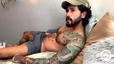 Felix Candela  online show from 02-10-25, 06:45