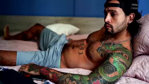 Felix Candela  online show from 02-16-25, 03:59