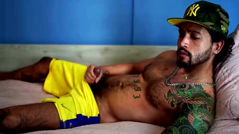 Felix Candela  online show from 02-23-25, 05:50