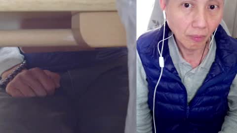 Snapshot of felixlau chatting on 01-08-25, 08:27 felixlau online show from 01-08-25, 08:27