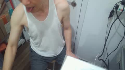 Snapshot of felixlau chatting on 10-13-25, 02:50 felixlau online show from 10-13-25, 02:50