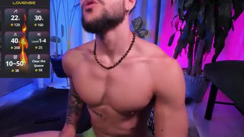 Snapshot of felixsantox chatting on 10-20-25, 12:44 FelixSantos online show from 10-20-25, 12:44