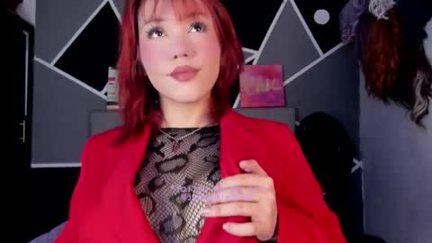 Snapshot of fem_boy6 chatting on 11-17-25, 11:10 fem_boy6 online show from 11-17-25, 11:10