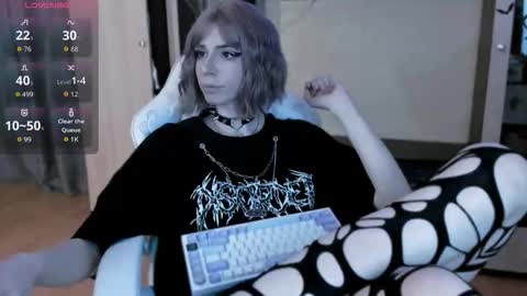 Snapshot of femalexa chatting on 10-05-25, 02:26 Alexa online show from 10-05-25, 02:26