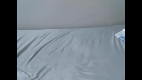 Snapshot of femaqueen chatting on 11-24-25, 08:08 Navil online show from 11-24-25, 08:08