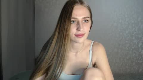 Snapshot of femkedejager chatting on 02-26-25, 10:09 Femke online show from 02-26-25, 10:09