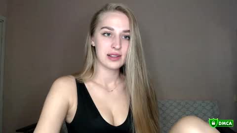 Snapshot of femkedejager chatting on 05-19-26, 07:53 Femke online show from 05-19-26, 07:53