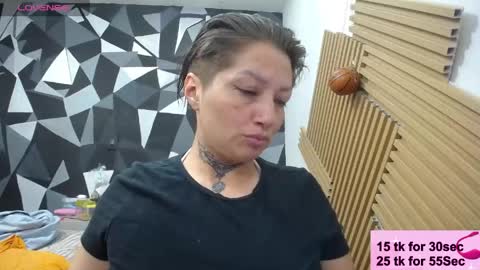 Snapshot of fenix_purple chatting on 05-28-26, 07:11 FENIX online show from 05-28-26, 07:11