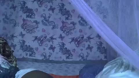 fentyafricana00 online show from 01-18-26, 09:02