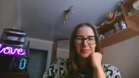 Snapshot of feraliss chatting on 02-06-26, 10:51 feraliss online show from 02-06-26, 10:51