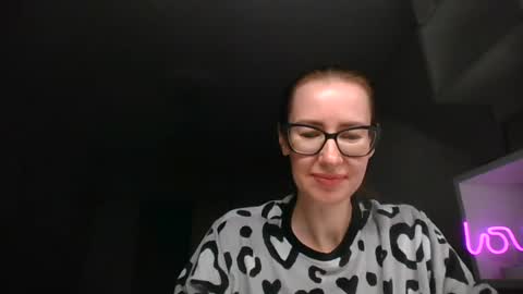 Snapshot of feraliss chatting on 06-19-26, 03:49 feraliss online show from 06-19-26, 03:49