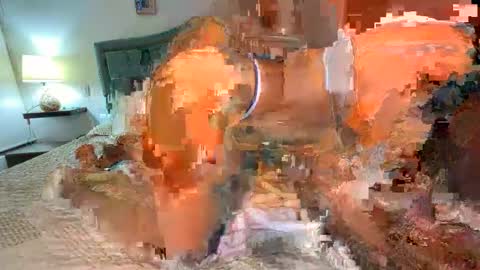 Snapshot of fergiecienta chatting on 10-22-25, 12:44 fergiecienta online show from 10-22-25, 12:44