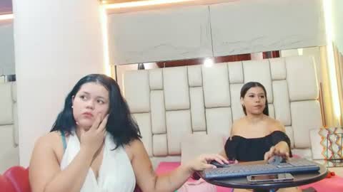 Snapshot of fermartinsz chatting on 07-19-26, 01:48 FerMartinsz online show from 07-19-26, 01:48