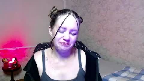 fern_lust online show from 05-25-26, 12:00