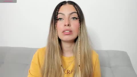 fernanda  online show from 05-13-26, 03:31