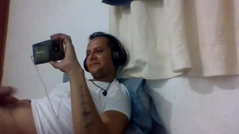 fernandogdl2020 online show from 03-04-26, 07:47