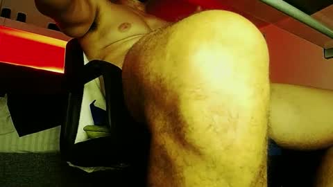 Snapshot of fernandoquindiano chatting on 12-27-24, 10:37 Samuel online show from 12-27-24, 10:37