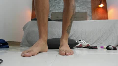 Snapshot of ferpaisa2024 chatting on 10-27-25, 08:46 insta ferxx1210 Fercho online show from 10-27-25, 08:46