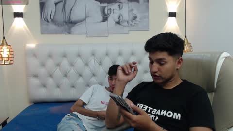 FER PHOENIX online show from 01-30-25, 03:44