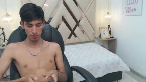 FER PHOENIX online show from 02-15-25, 10:22