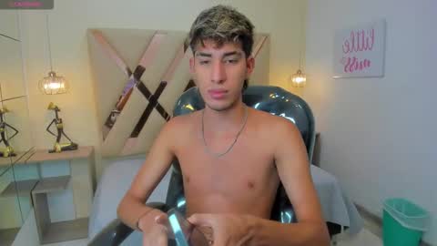 FER PHOENIX online show from 11-14-25, 03:16