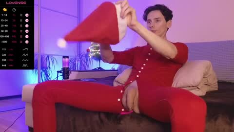 Snapshot of fetishboyfun chatting on 12-21-24, 04:25 FetishBoyFun online show from 12-21-24, 04:25