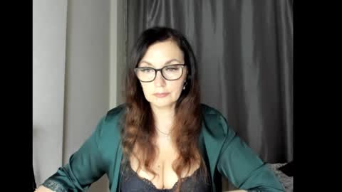 Snapshot of fey_bb chatting on 03-01-25, 12:23 Milana online show from 03-01-25, 12:23