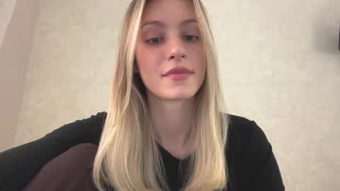 Lisa online show from 12-05-25, 07:06