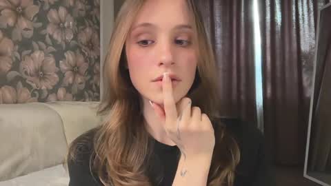 Lisa online show from 04-02-26, 10:13