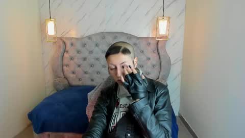   online show from 05-21-26, 12:23