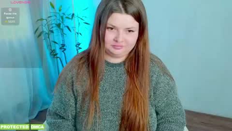 Snapshot of fiery__lady_ chatting on 04-12-26, 11:04 Evita online show from 04-12-26, 11:04