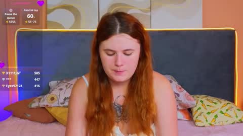 Snapshot of fiery_foxy chatting on 09-16-25, 12:00 Mabel online show from 09-16-25, 12:00