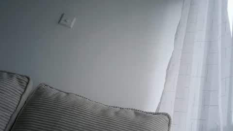 Snapshot of fierycaramel chatting on 10-13-25, 08:36 fierycaramel online show from 10-13-25, 08:36