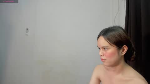 Snapshot of fifihara_ chatting on 01-14-25, 05:30 Fifi Hara online show from 01-14-25, 05:30