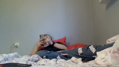 Snapshot of filipek757 chatting on 12-14-24, 10:56 filipek757 online show from 12-14-24, 10:56