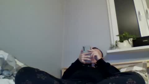 Snapshot of filipek757 chatting on 12-25-24, 10:37 filipek757 online show from 12-25-24, 10:37