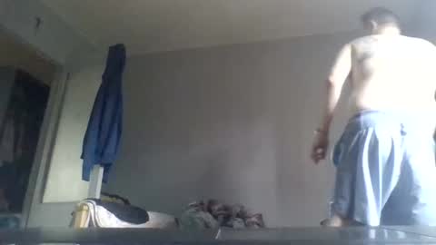 Snapshot of filipek757 chatting on 09-23-25, 08:50 filipek757 online show from 09-23-25, 08:50