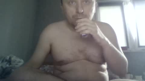 Snapshot of filipek757 chatting on 10-11-25, 09:30 filipek757 online show from 10-11-25, 09:30