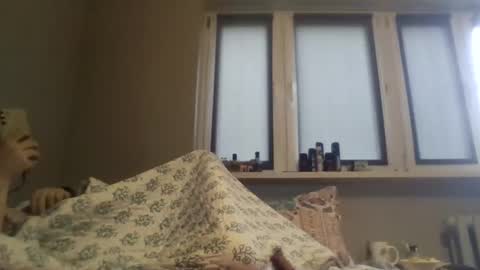 Snapshot of filipek757 chatting on 10-18-25, 08:48 filipek757 online show from 10-18-25, 08:48