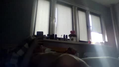 Snapshot of filipek757 chatting on 11-08-25, 08:14 filipek757 online show from 11-08-25, 08:14