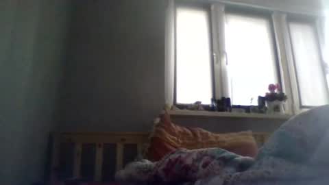 Snapshot of filipek757 chatting on 11-10-25, 08:35 filipek757 online show from 11-10-25, 08:35