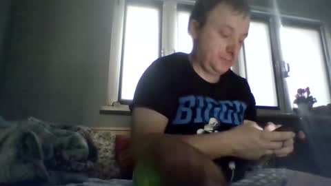 Snapshot of filipek757 chatting on 11-14-25, 08:46 filipek757 online show from 11-14-25, 08:46