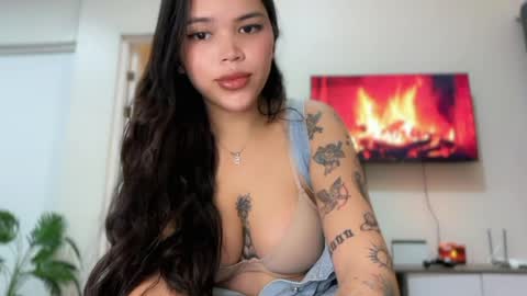 Snapshot of filipina_demure chatting on 04-07-26, 03:56 Sandy online show from 04-07-26, 03:56