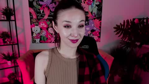 cap and Lana  online show from 12-19-24, 08:45