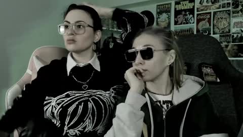 cap and Lana  online show from 01-31-25, 08:54